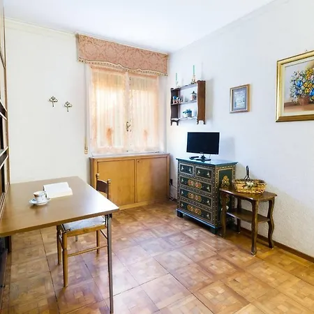 Grazioso Appartamentino A Due Passi Dalla Pista Ciclabile Con Giardino E Garage * Санремо