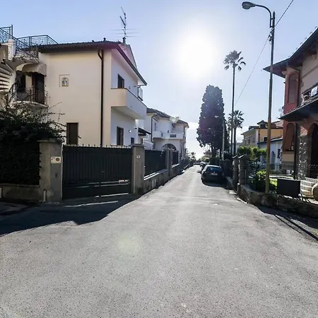 Lägenhet Grazioso Appartamentino A Due Passi Dalla Pista Ciclabile Con Giardino E Garage Sanremo